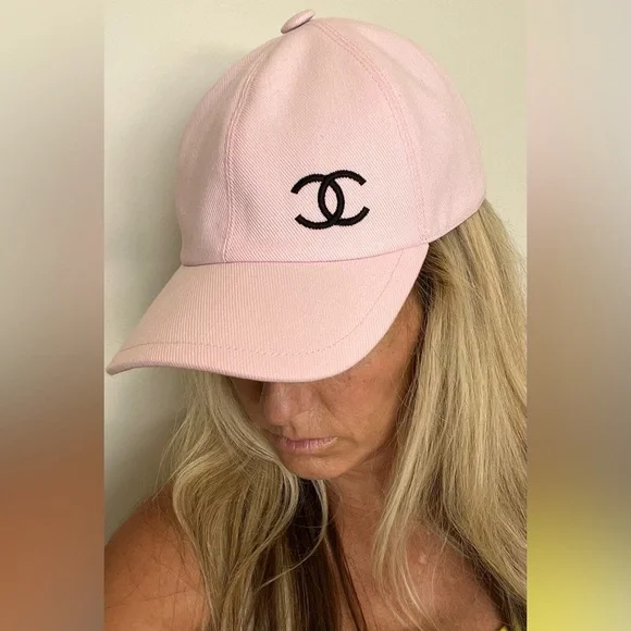 ❌SOLD❌ CHANEL 24A Light Pink & Black CC Logo baseball cap hat NEW with TAGS - Picture 8 of 12